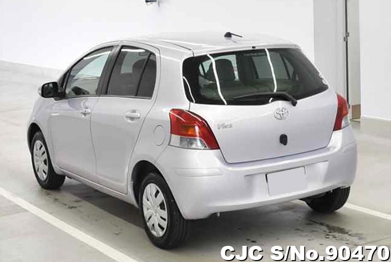 Toyota vitz 2010